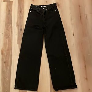 Levi’s High Loose Black Denim Wide Leg Jeans Size 27